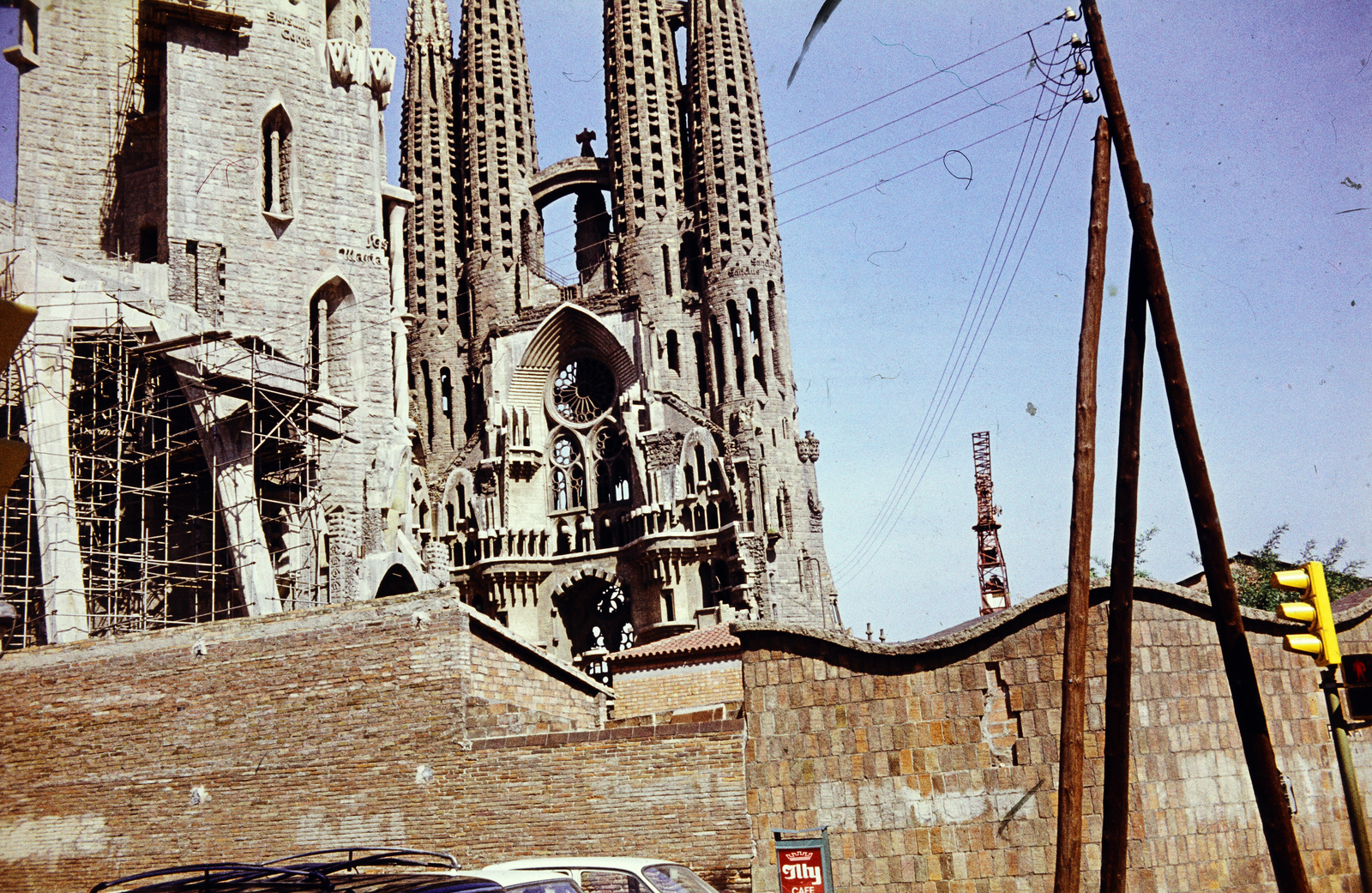 Spanyolország, Barcelona, a Sagrada Família (Szent Család) templom., 1973, Iván Zoltán dr., színes, Fortepan #263006