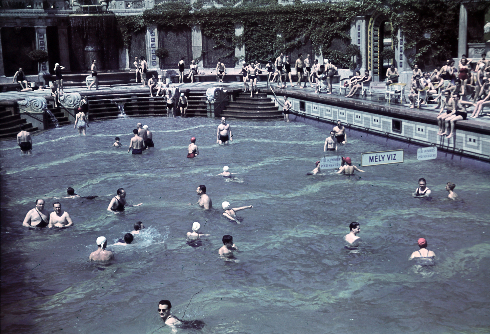 Hungary, Budapest XI., Gellért Gyógyfürdő, hullámmedence., 1940, Lehel Csaba és Jenő, beach, colorful, thermal bath, wave pool, Budapest, Fortepan #263196