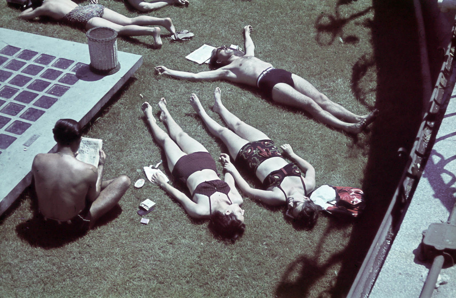 Hungary, Budapest XI., Gellért Gyógyfürdő., 1940, Lehel Csaba és Jenő, colorful, thermal bath, sunbathe, Budapest, Fortepan #263198