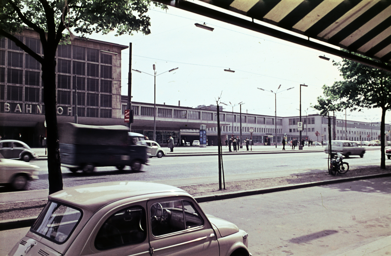 Ausztria, Bécs, Wiedner Gürtel, Südbahnhof., 1961, Fortepan/Album074, színes, Fortepan #263301