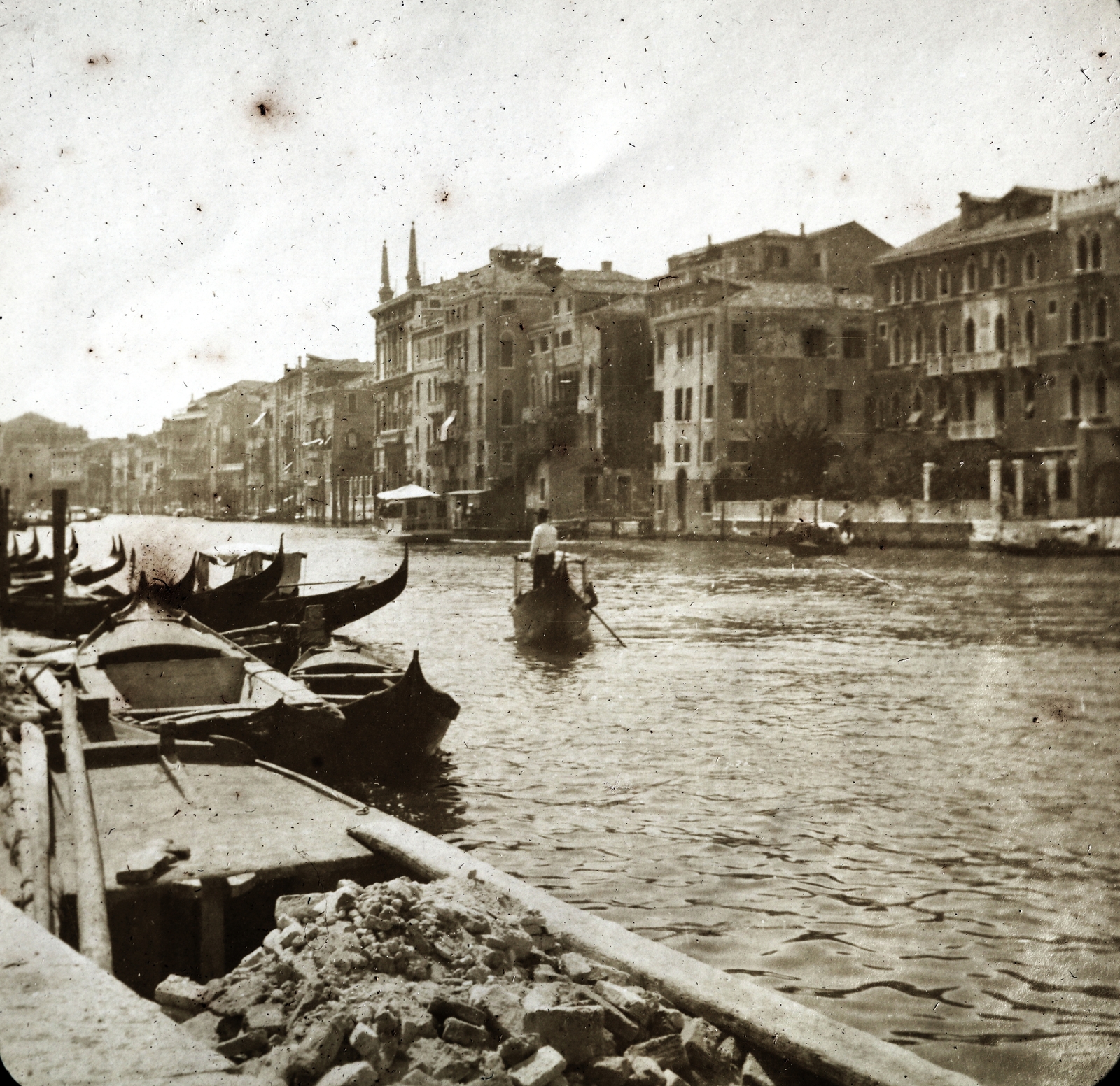Italy, Venice, Canal Grande., 1911, Zichy kúria, Zala, rowing boat, paddling, canal, Fortepan #263651