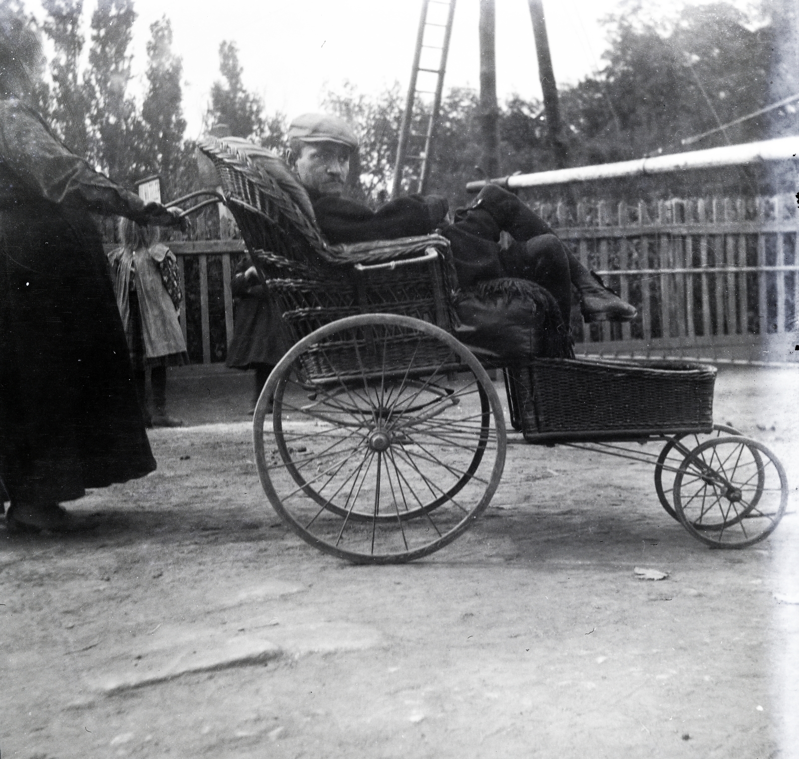 1916, Zichy kúria, Zala, disabled, wheelchair, Fortepan #264001