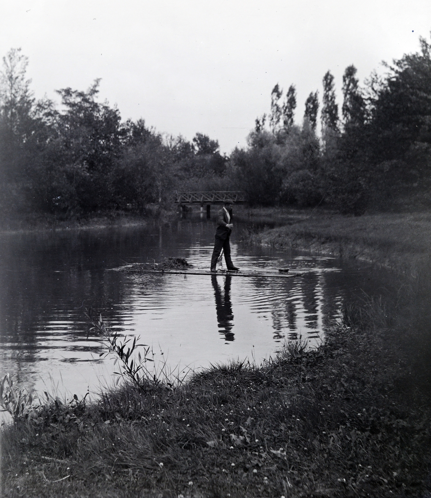 Magyarország, Zala, Zichy-kúria, tó a park végében., 1906, Zichy kúria, Zala, tó, tutaj, Fortepan #264016
