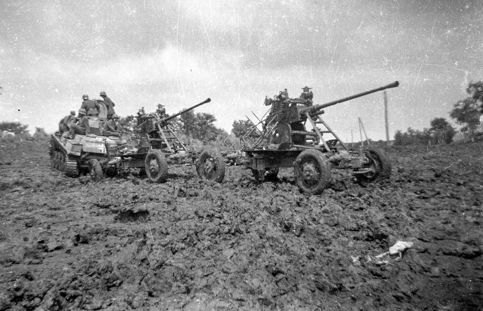 1942, Ladinek Viktor, Bofors 36M, eastern front, Anti aircraft cannon, Fortepan #264669