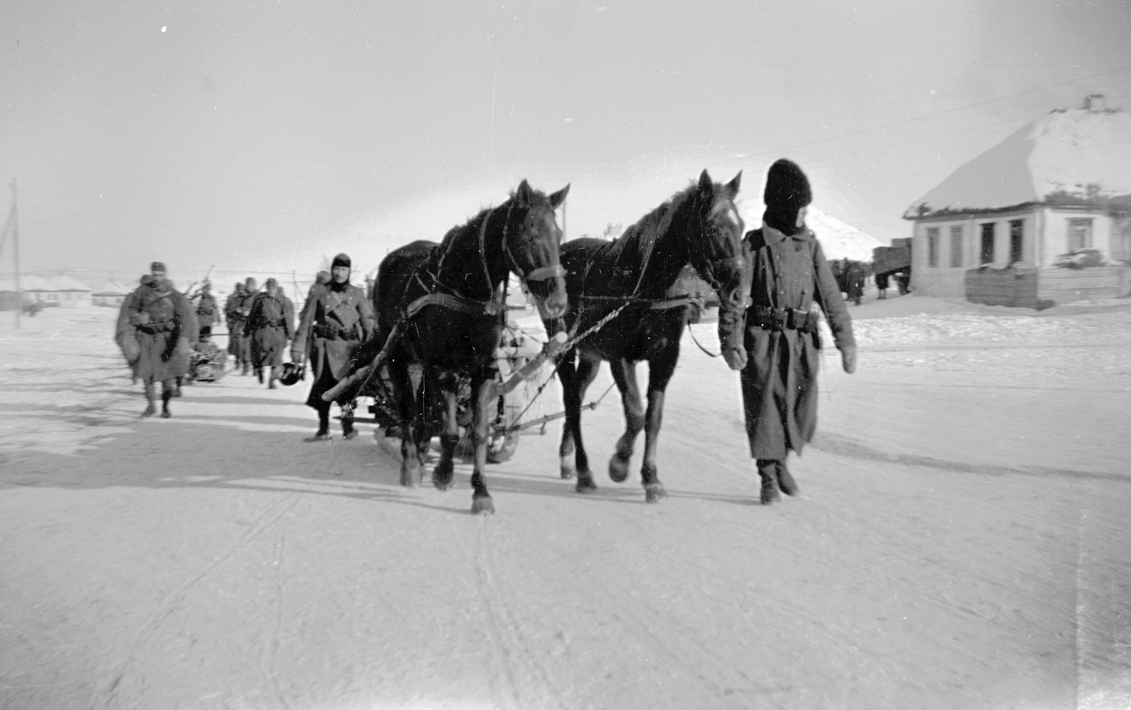 Oroszország, Pokrovo-Mihajlovka, a felvétel 2. magyar hadsereg egységeinek visszavonulása közben készült., 1943, Ladinek Viktor, Fortepan #264773