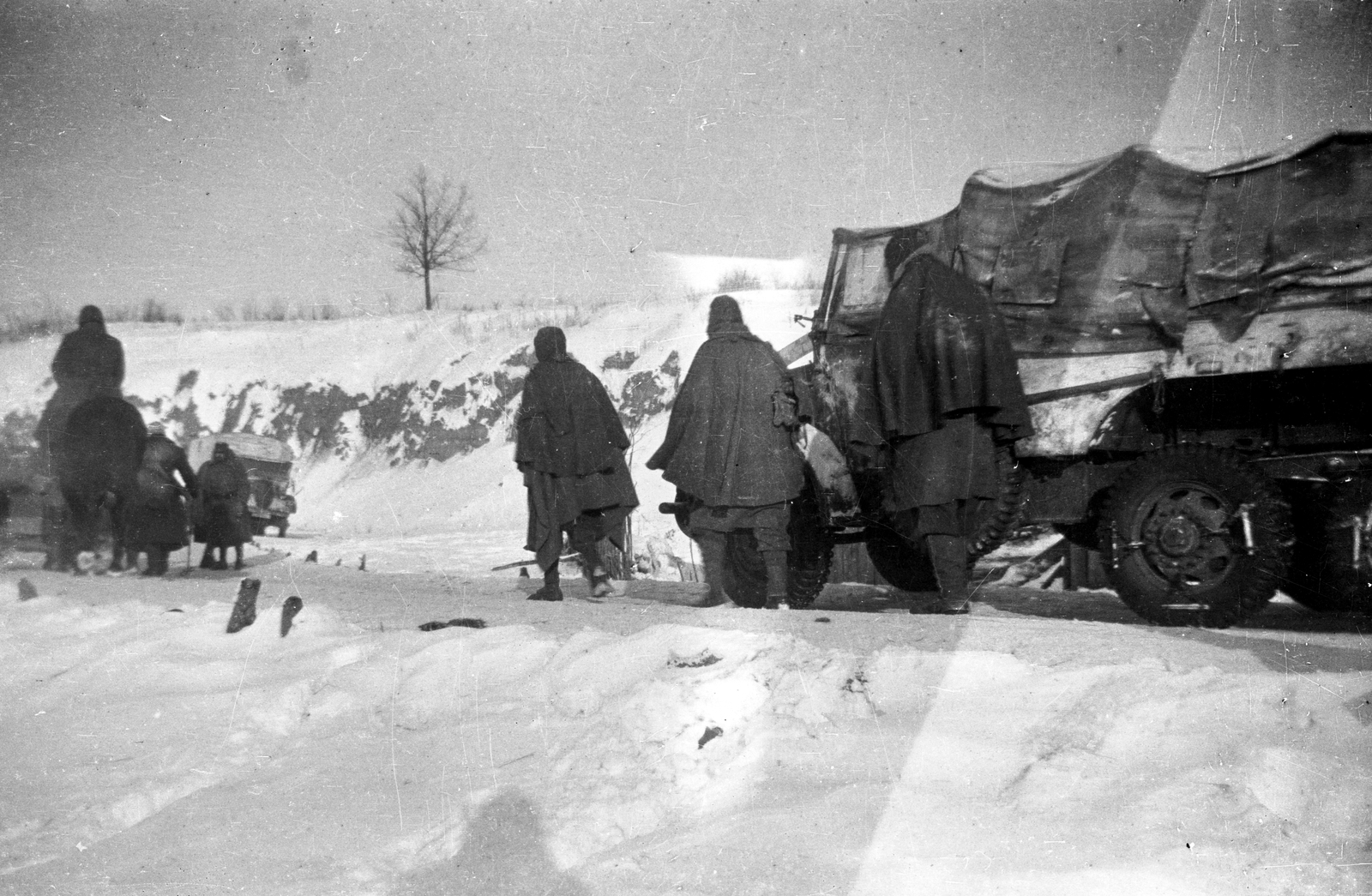 Oroszország, Pokrovo-Mihajlovka, a felvétel 2. magyar hadsereg egységeinek visszavonulása közben készült., 1943, Ladinek Viktor, Rába 38M Botond, Fortepan #264778