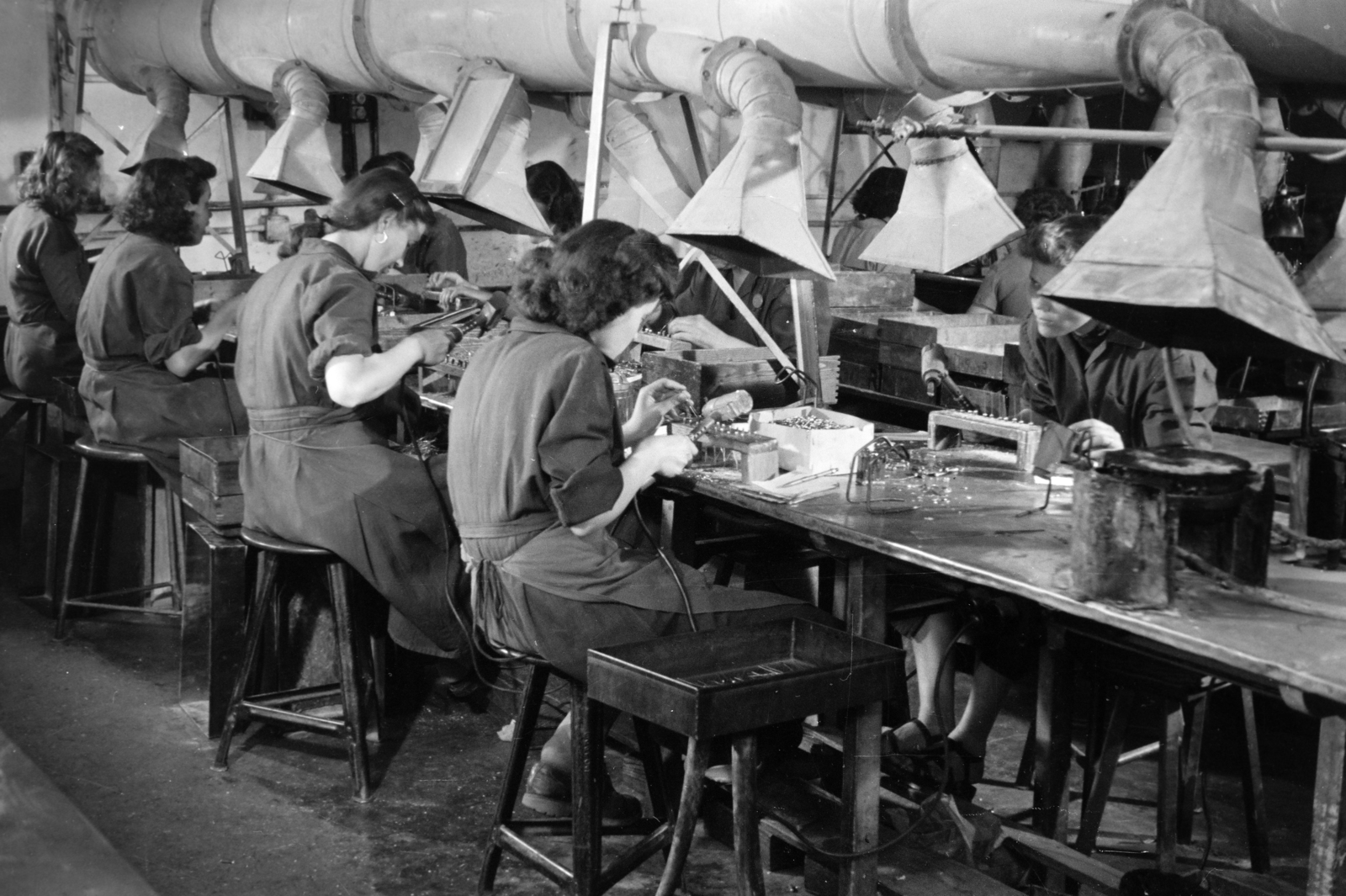1954, Horváth József, soldering, extractor fan, women, back, Fortepan #264829