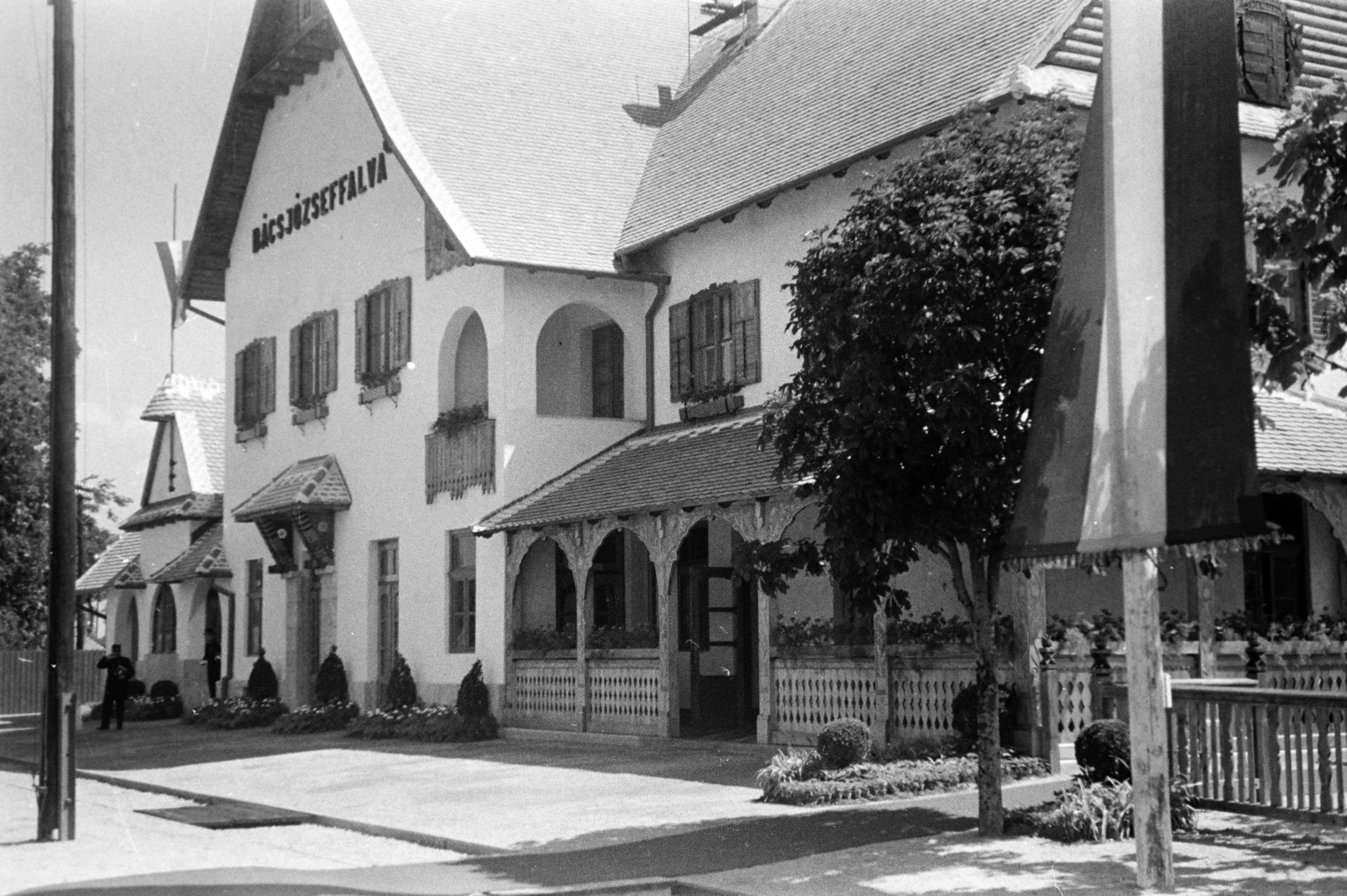Serbia, ekkor Bácsjózseffalva, vasútállomás., 1943, Horváth József, Fortepan #265049