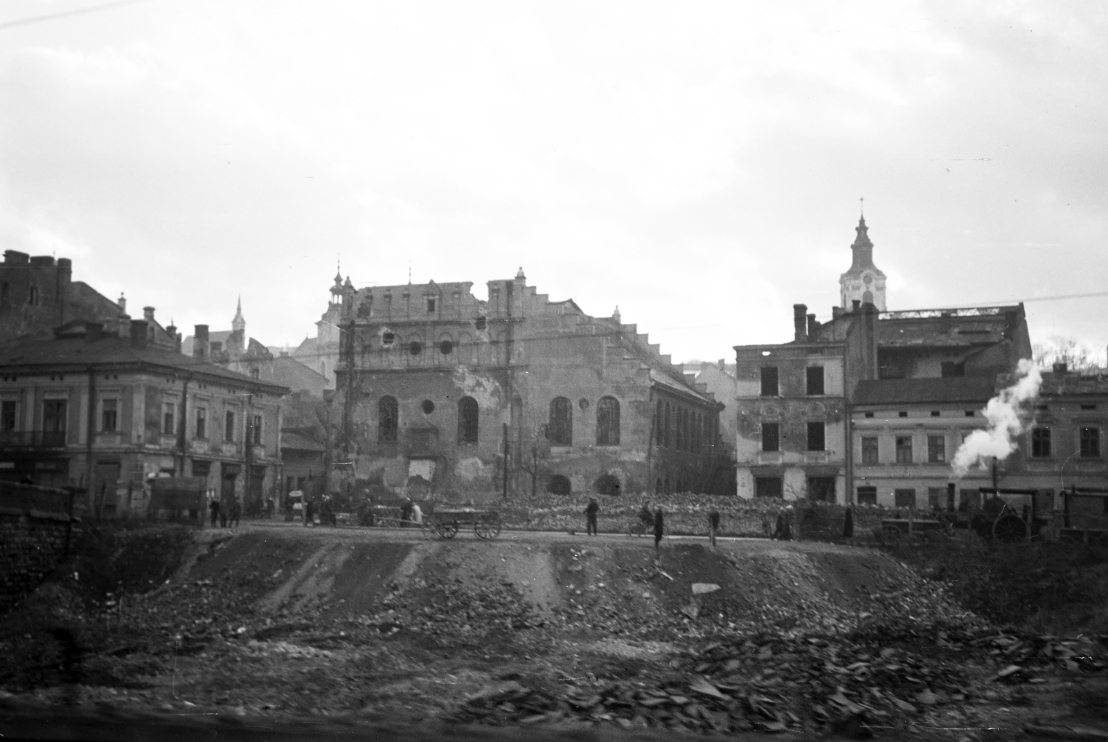 Poland, Przemyśl, Plac Rybi., 1942, Horváth József, damaged building, steeple, Fortepan #265304