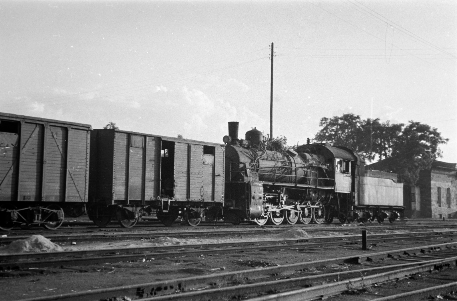 Ukraine, Pervomaysk, vasútállomás., 1941, Horváth József, steam locomotive, Fortepan #265349