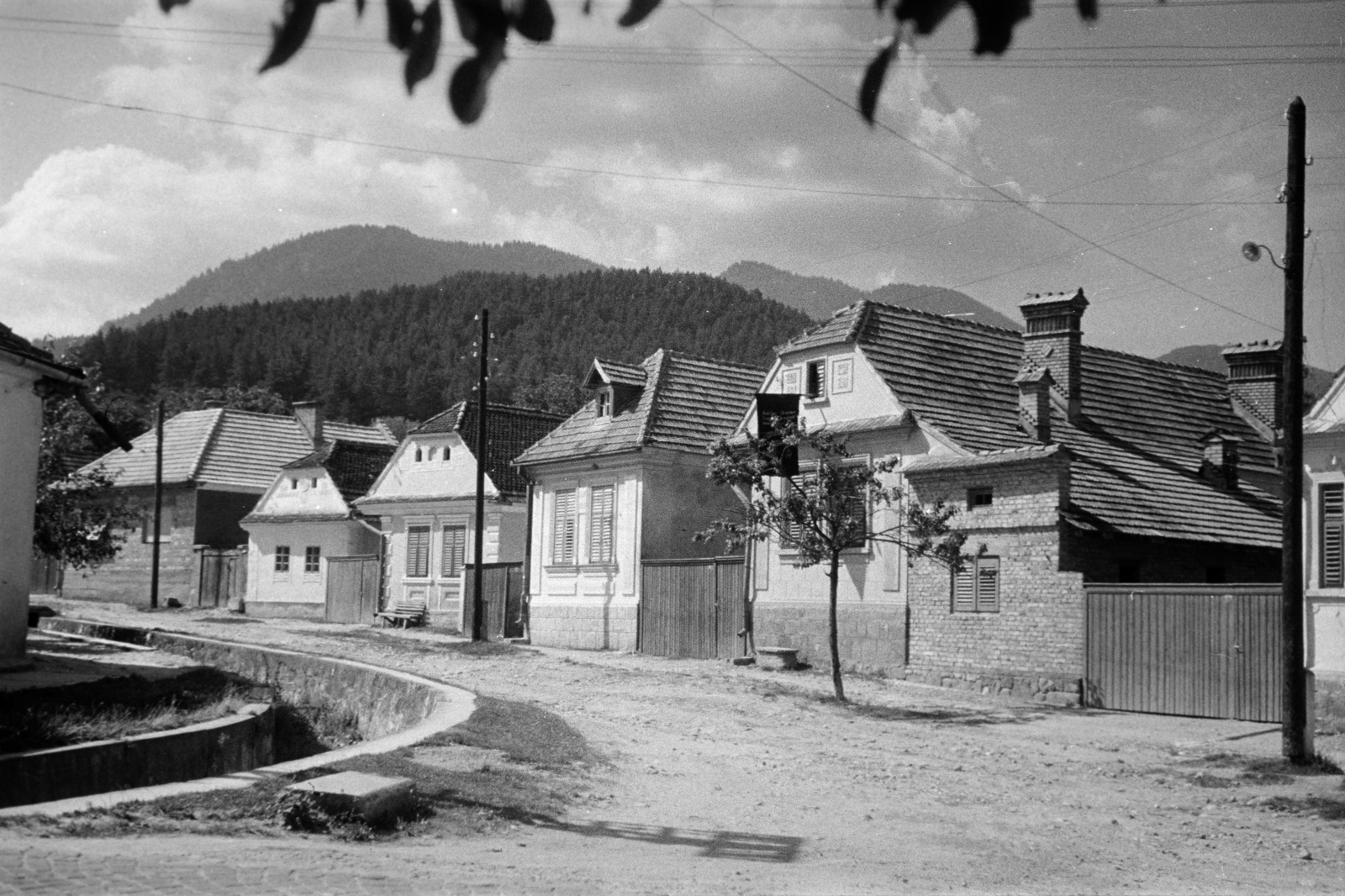 Romania,Transylvania, Săcele, (ekkor Szecseleváros), Strada Valea Cernatului a Piața Libertății felől., 1963, Horváth József, Fortepan #265727