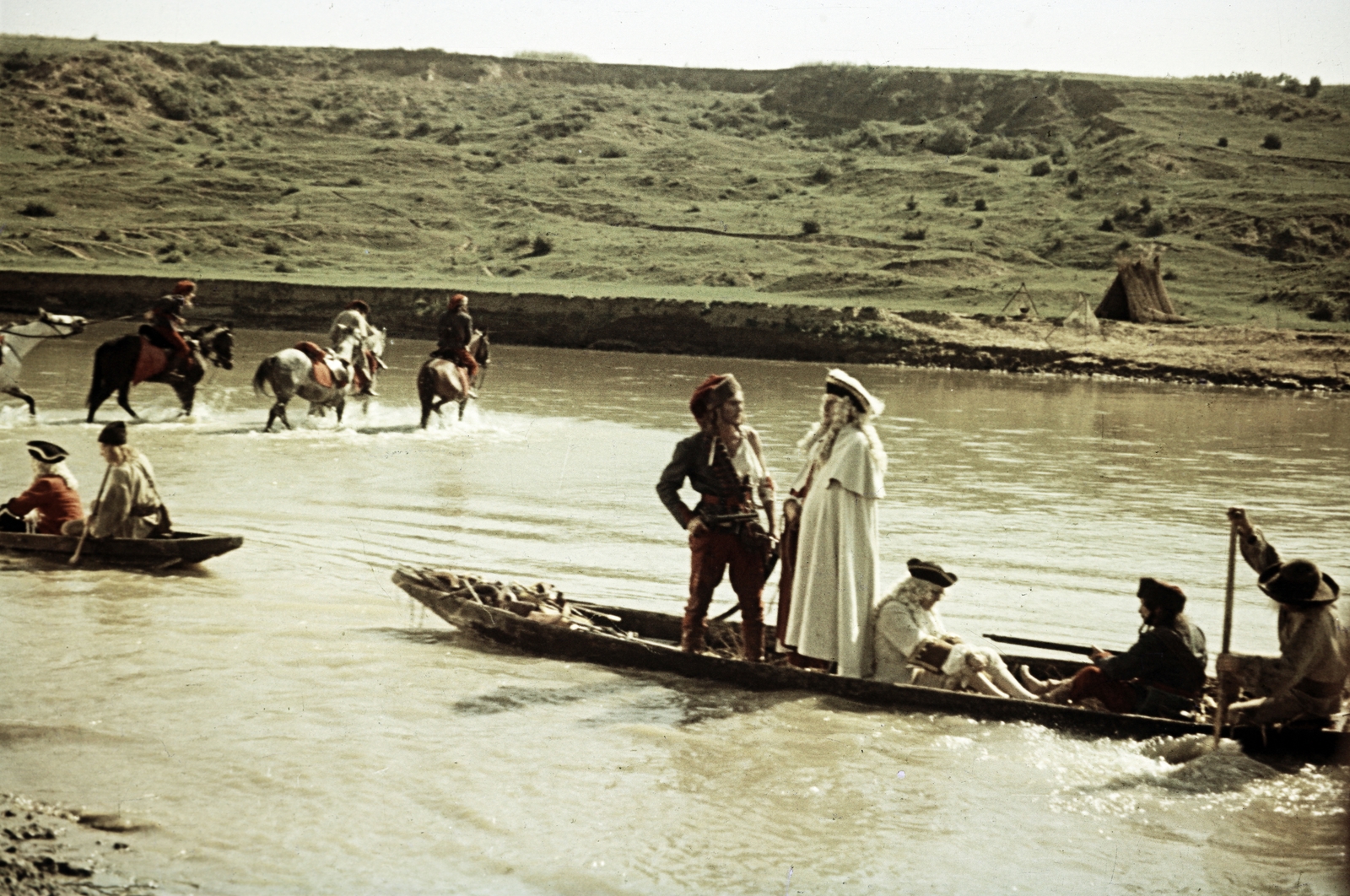 Hungary, a felvétel a Rákóczi hadnagya című film forgatásakor készült., 1953, Horváth József, colorful, filming, shore, barge, Fortepan #265775