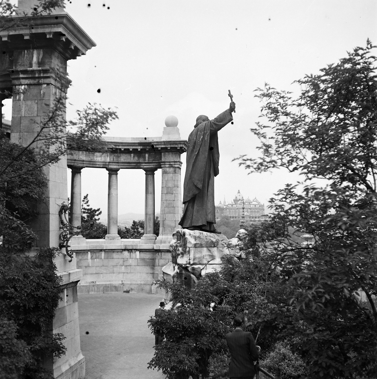 Hungary, Budapest I., Szent Gellért szobor (Jankovits Gyula, 1904.)., 1943, Vízkelety László, Budapest, Fortepan #266280