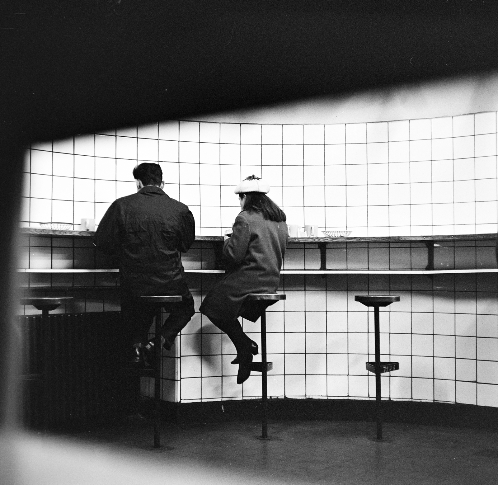 1968, Szilvási hagyaték, Best of, háttal, büfé, emberpár, Fortepan #266415