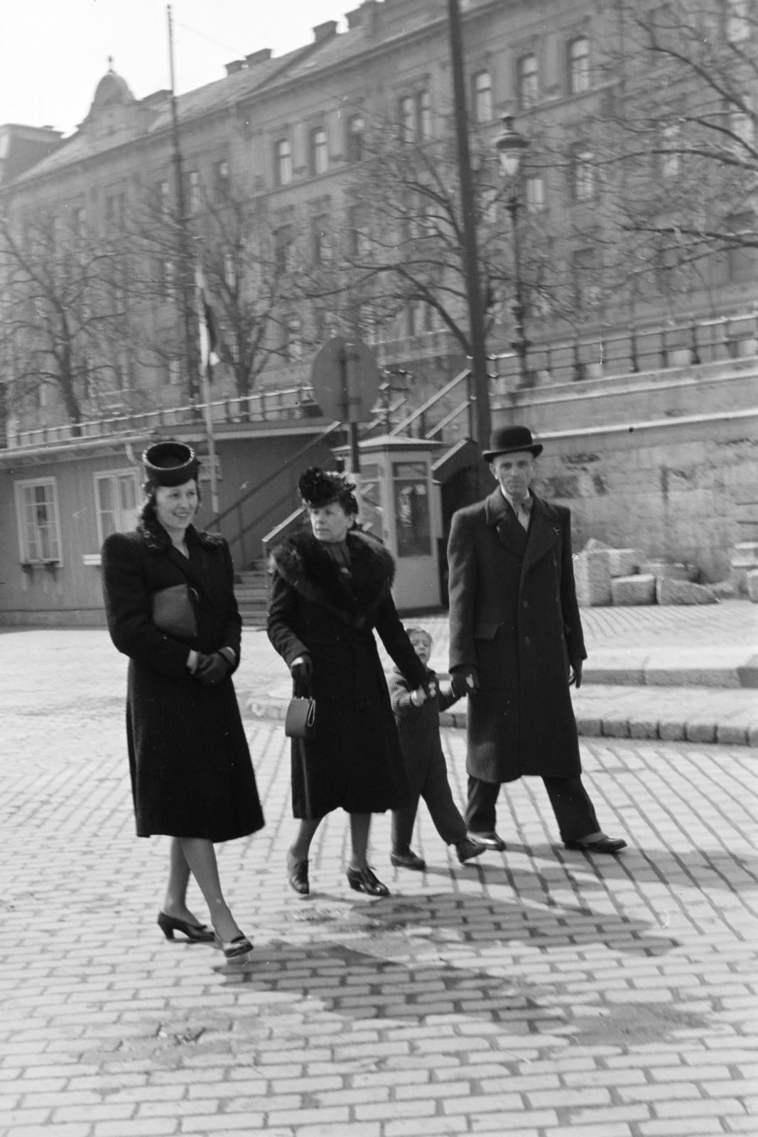 1942, Ábrahám Katalin és László, tableau, Fortepan #266633