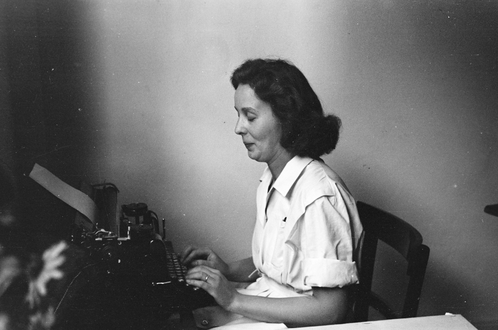 1953, Ábrahám Katalin és László, portrait, typewriter, Fortepan #266694