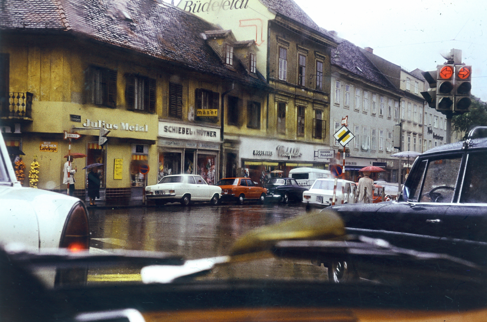 Ausztria, Graz, Glacisstraße szemben a Girardigasse házsora., 1974, Vimola Károly, színes, Fortepan #267005