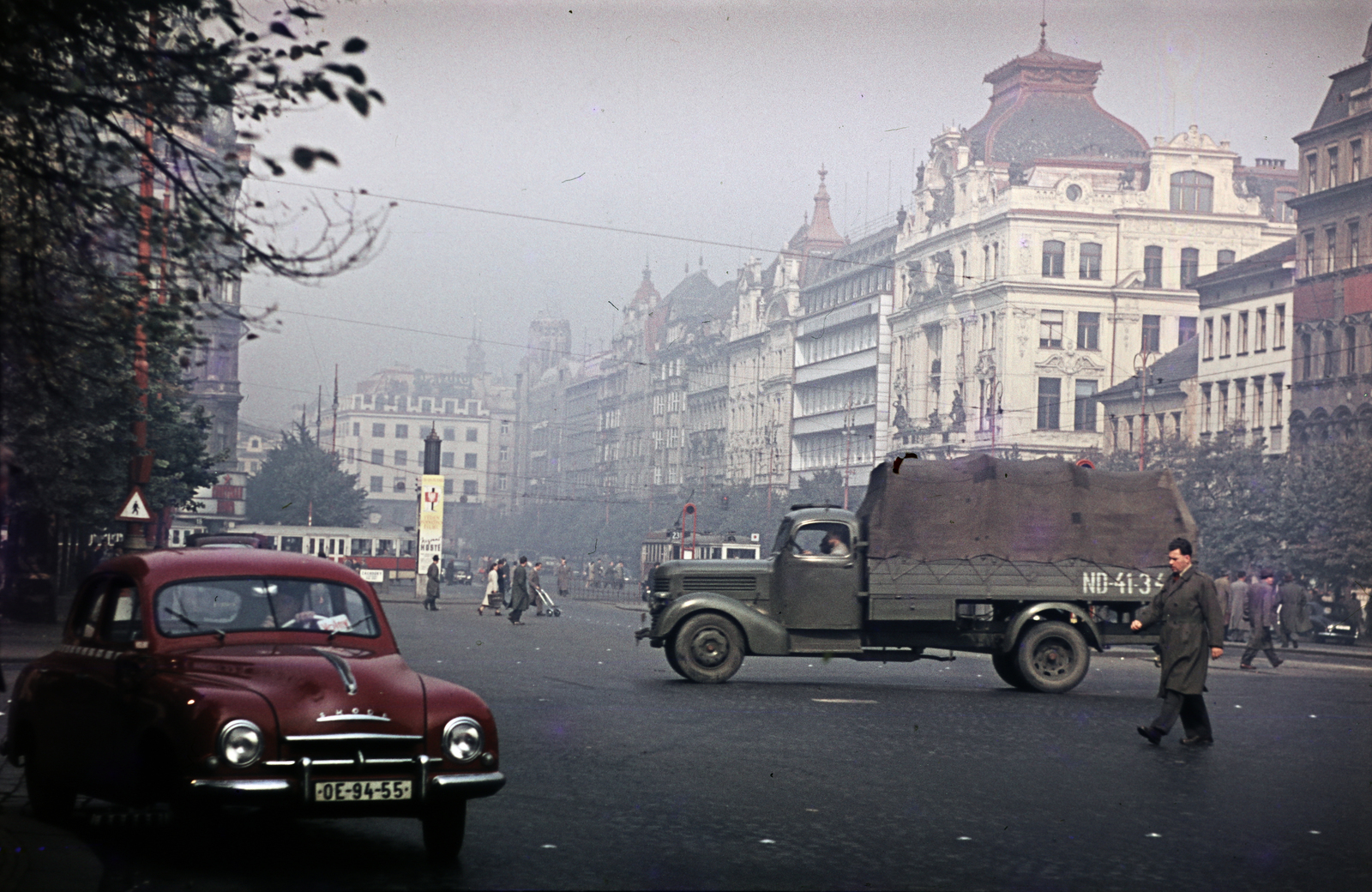 Czech Republik, Prague, Vencel tér (Václavské námestí) az ulica Štěpánská felöl., 1956, Ladinek Viktor, Czechoslovakia, Praga RN/RD, Fortepan #267215