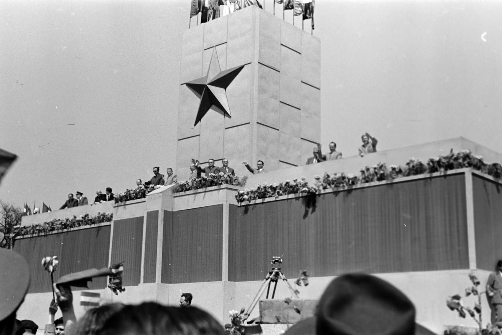 1958, Bolvári László, grandstand, Red Star, politician, wave, Fortepan #267792