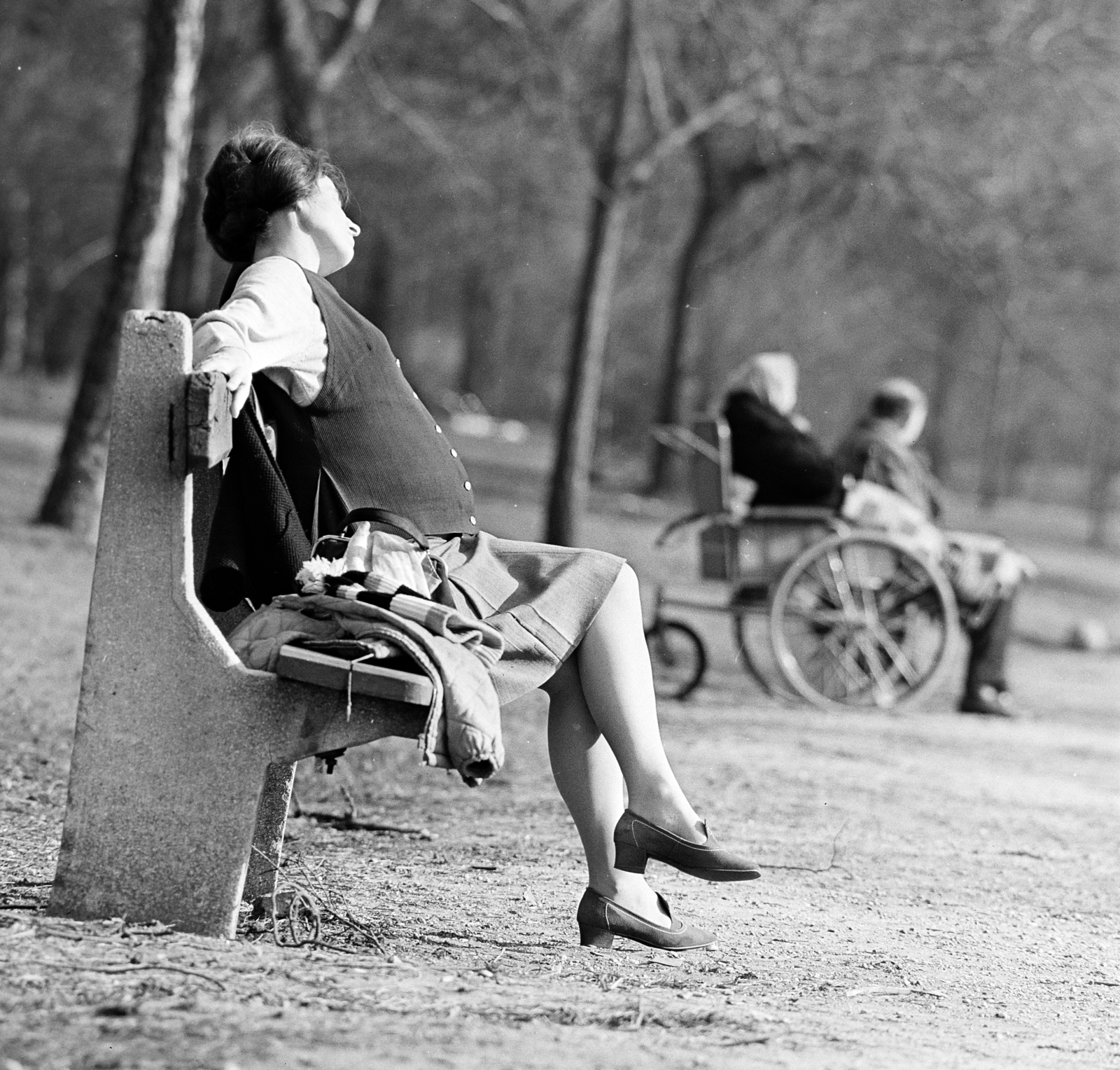 1971, Gárdos Katalin, woman, bench, skirt, relaxation, Fortepan #268130