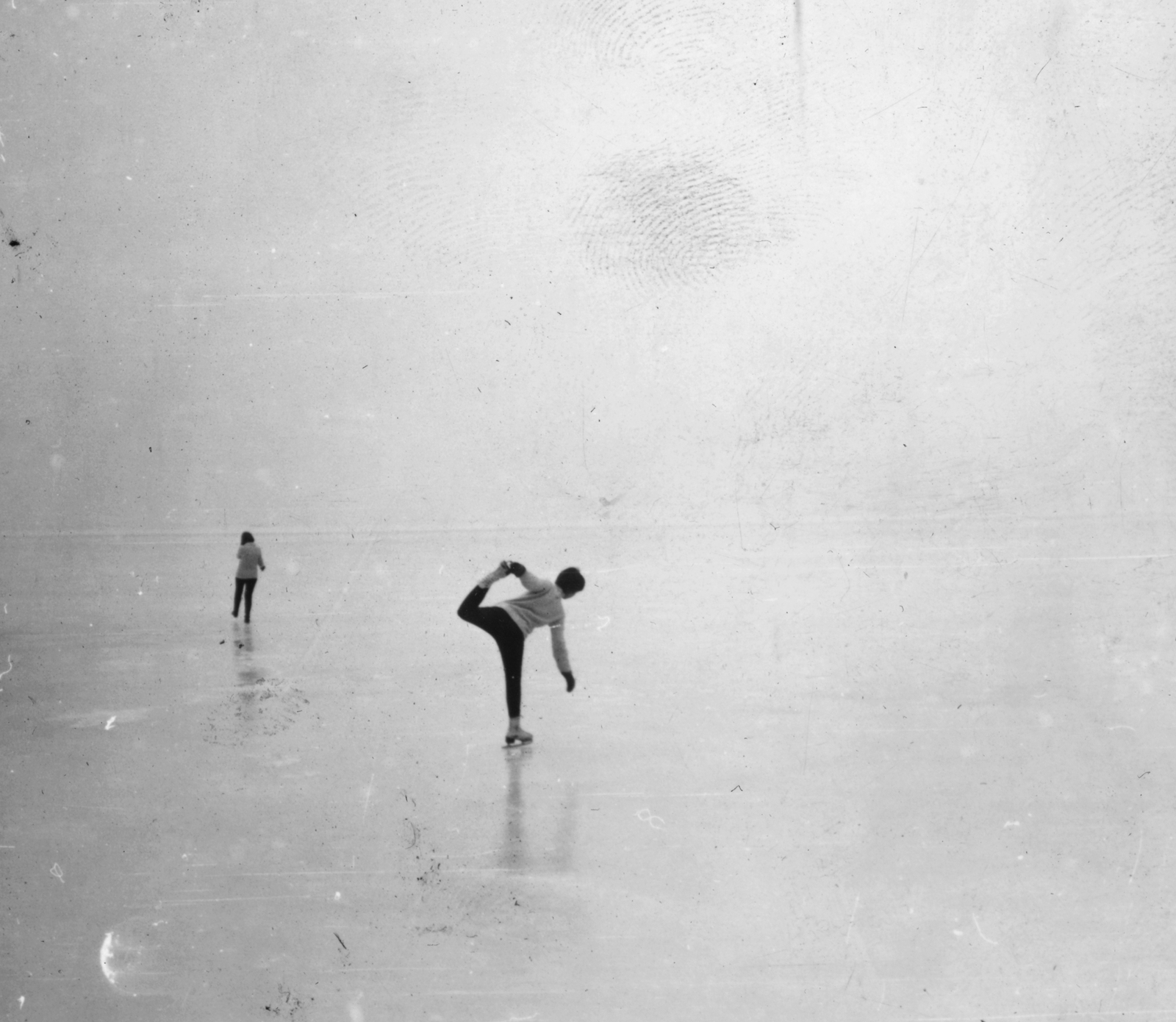 Hungary, Balatonszemes, hajókikötő., 1966, Pohl Pálma, winter, skating, Fortepan #26826