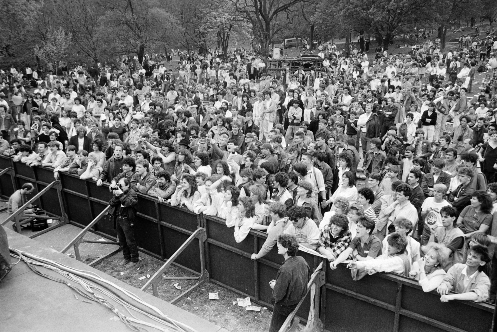 Magyarország, Tabán, Budapest I., koncert nézőközönsége., 1980, Glósz András, Budapest, Fortepan #268414