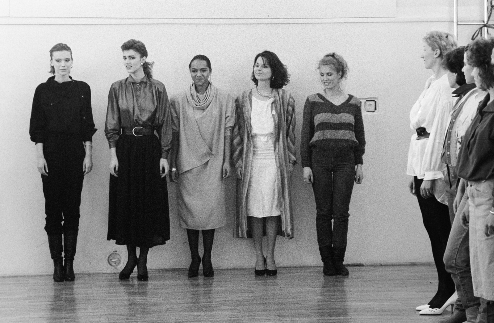 1985, Kanyó Béla, beauty contest, height chart, Best of, Fortepan #269278