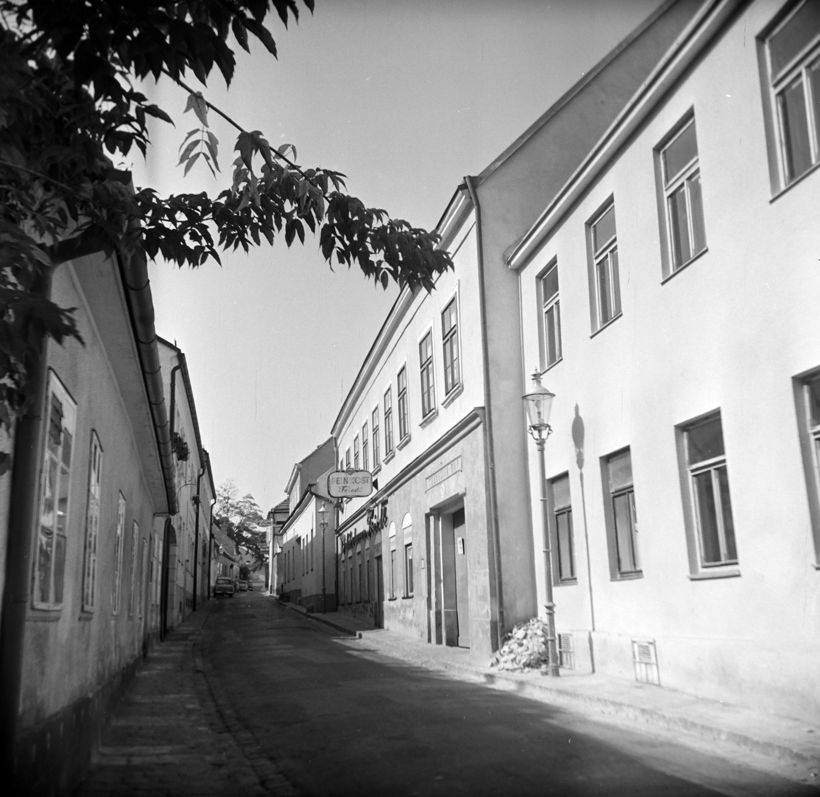 Ausztria, Bécs, Probusgasse, jobbra a 19. és 21. számú ház., 1961, Vozárik Edit, Fortepan #270217