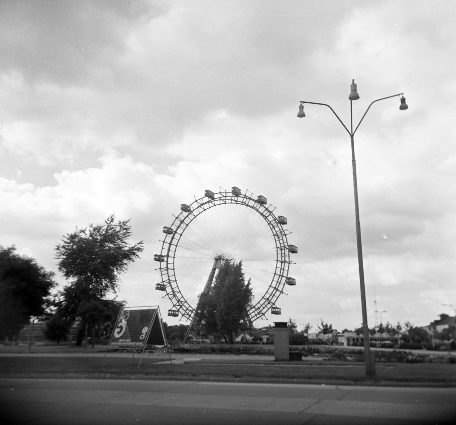 Austria, Vienna, a Práter óriáskereke., 1961, Vozárik Edit, Fortepan #270220