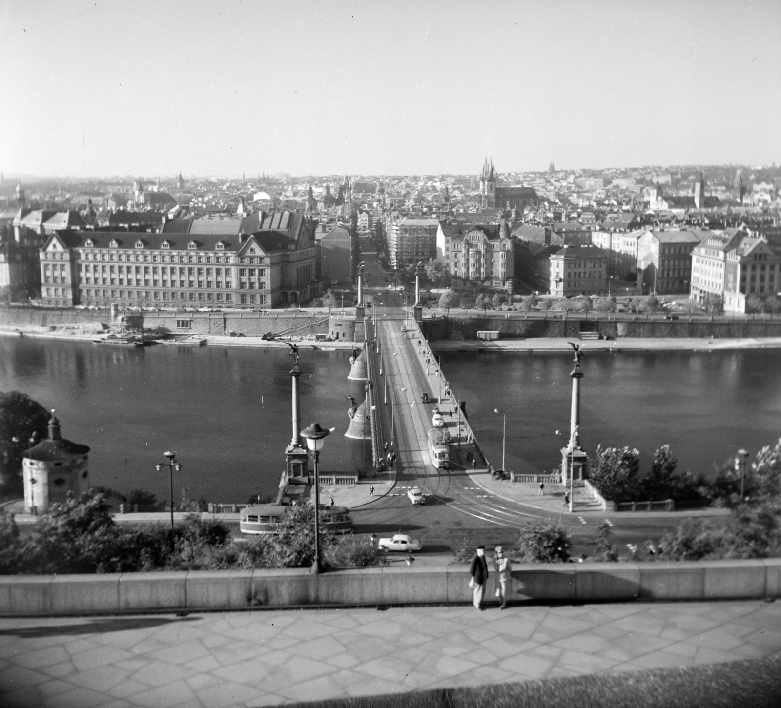 Czech Republik, Prague, kilátás a Letna-parkból a Čech híd (Čechuv most) és a Parízská ulice felé., 1968, Vozárik Edit, Fortepan #270322