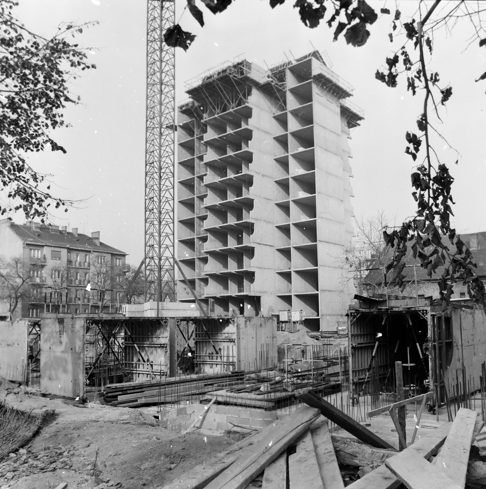 Hungary, Budapest XIV., Szobránc utca - Jurisich Miklós utca - Hungária körút határolta terület, szovjet tisztek és diplomaták számára épülő lakások., 1984, UVATERV, Budapest, Fortepan #270676