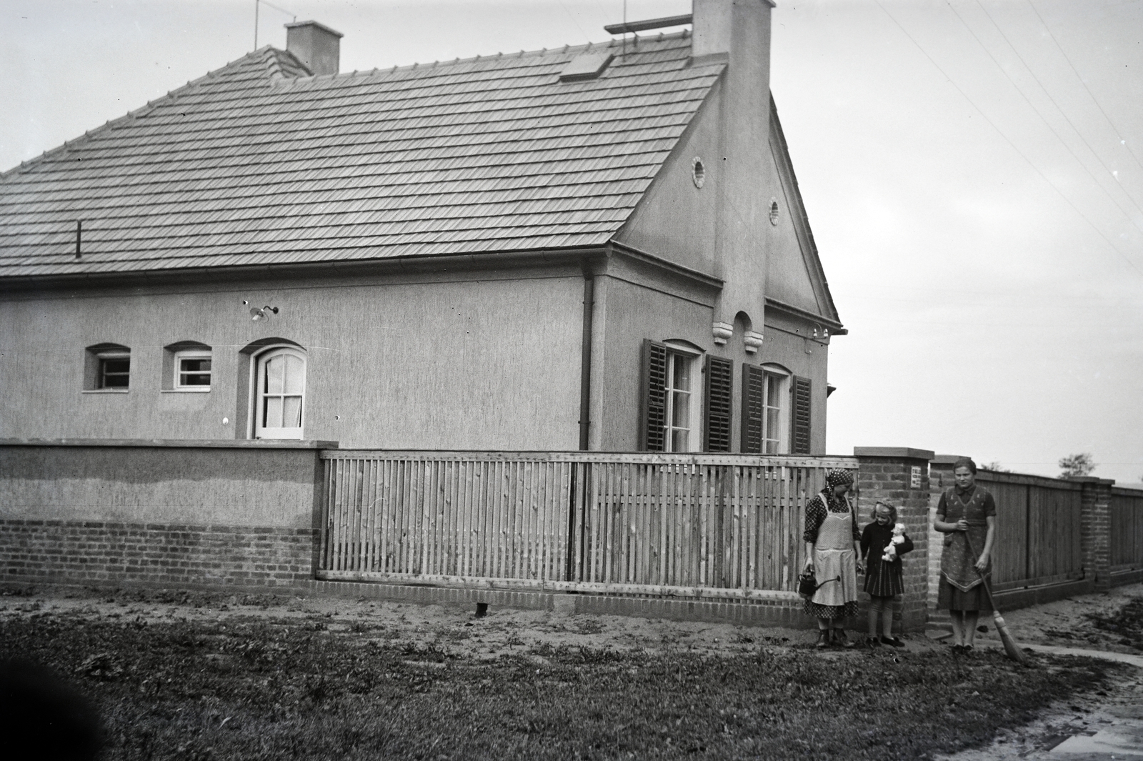 Hungary, Őcsény, Rákóczi utca 4. számú épület, benne a községi orvos lakása és rendelője., 1940, Fodor András örökösei, Fortepan #270765