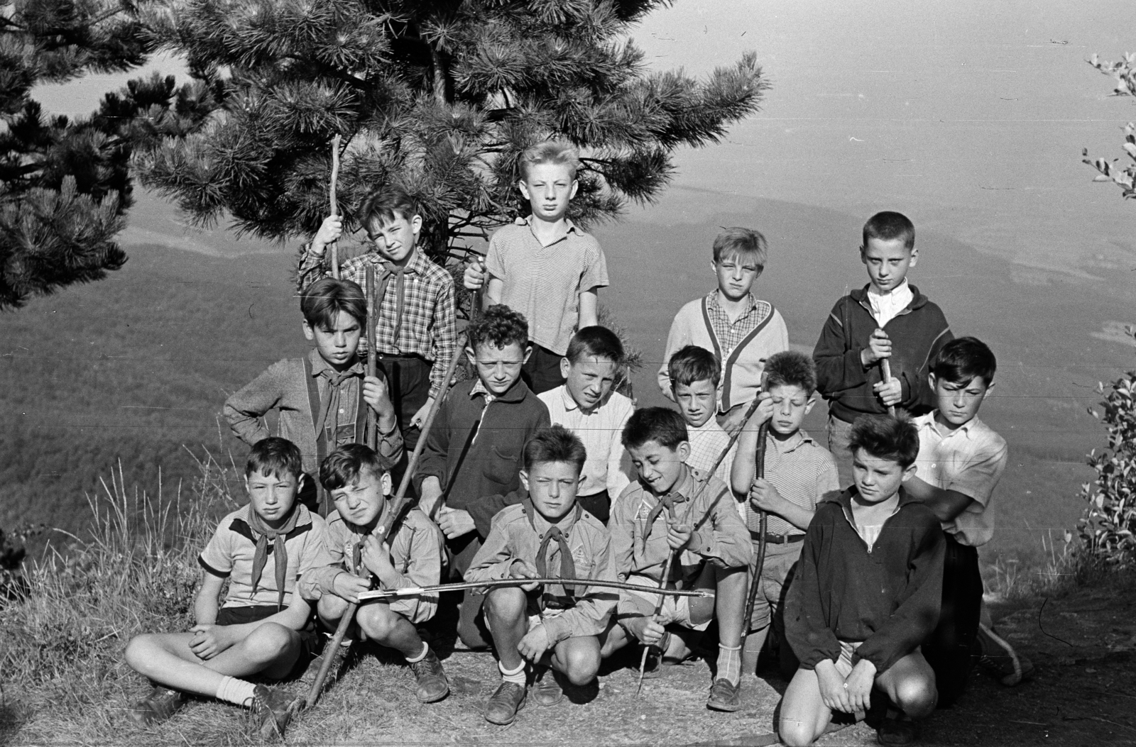 1959, Lipovits Károly, csoportkép, kirándulás, fiúk, úttörő, Fortepan #271009