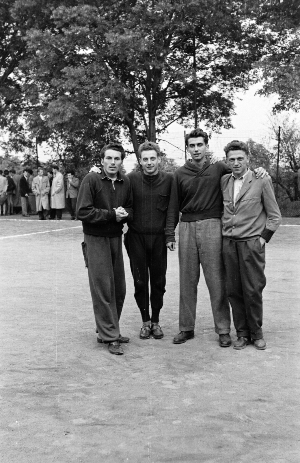 1956, Lipovits Károly, youth, tableau, sweater, arms around shoulders, Fortepan #271113