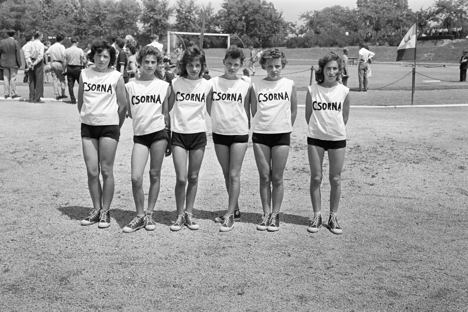 Hungary, Margit Islands, Budapest, Úttörő sporttelep / Úttörő stadion (később Margitszigeti Atlétikai Centrum), úttörők országos négytusa versenye., 1961, Lipovits Károly, height chart, Fortepan #271812