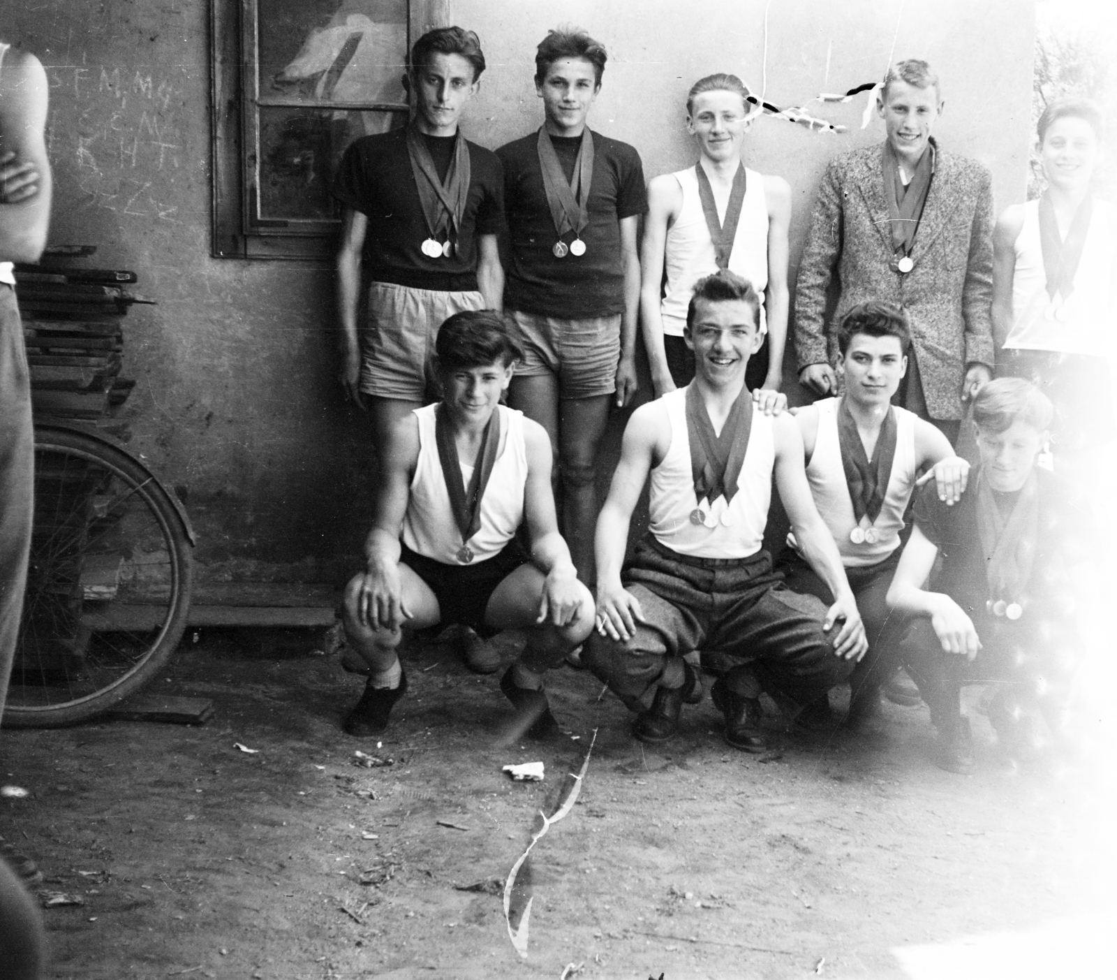 1960, Lipovits Károly, boys, pride, medal, tableau, Fortepan #272144