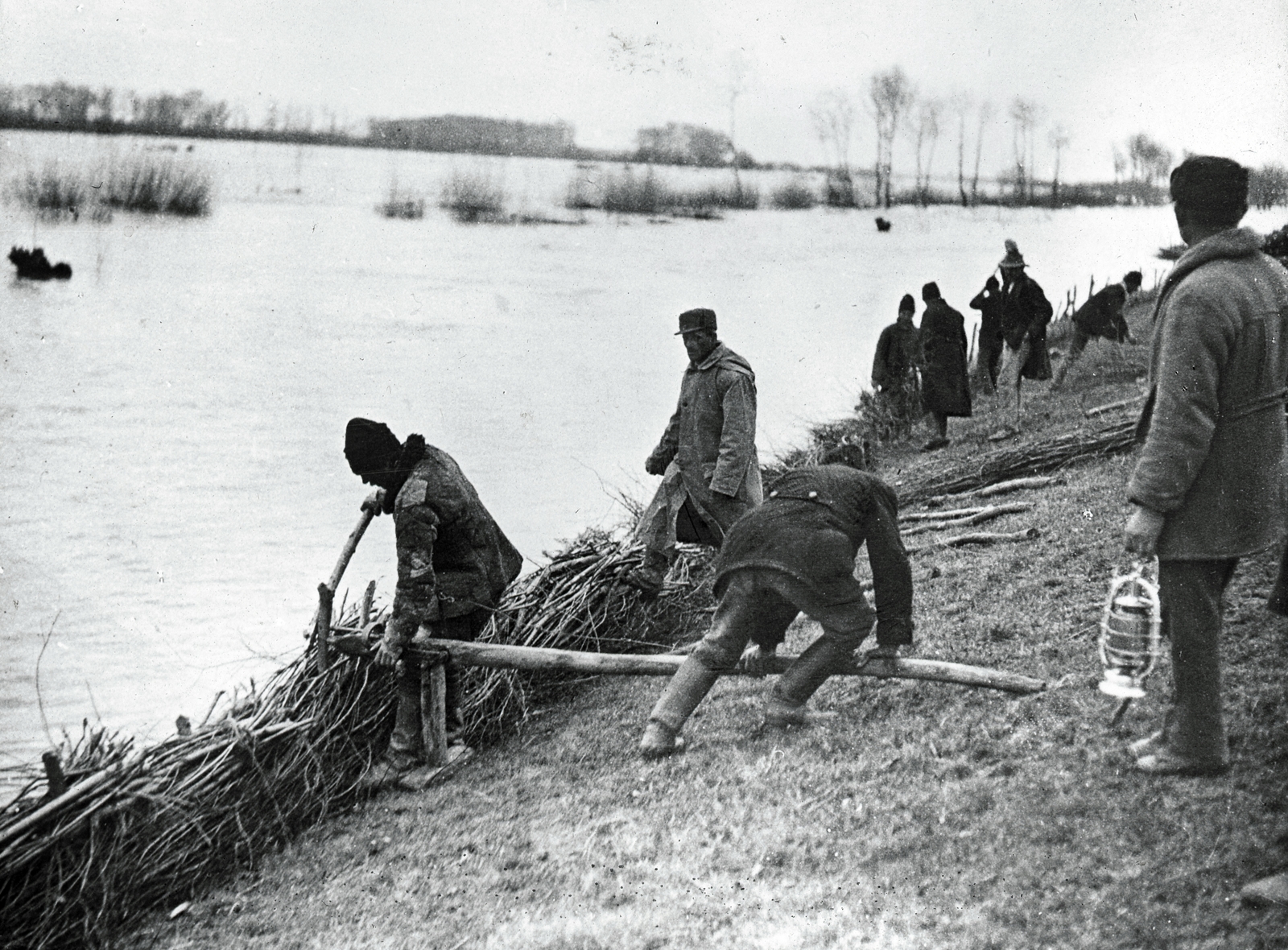 1937, Frihedsmuseet, petrol lamp, dam, river, flood, Fortepan #272390