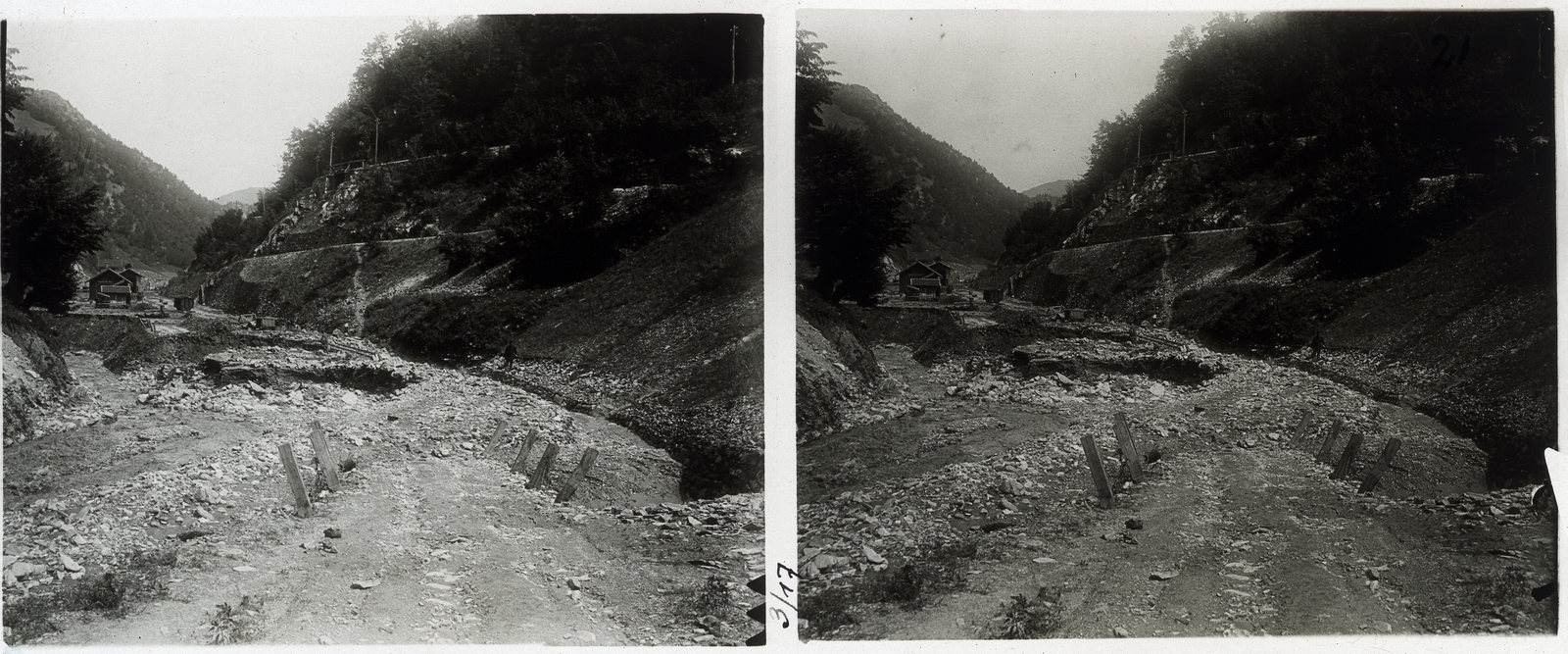 Romania,Transylvania, Ghelari, a település melletti Retyisóra völgy, az erdélyi bányavasút megrongálódott pályaszakasza., 1900, Schoch Frigyes, railway, mining, stereophoto, Fortepan #27240