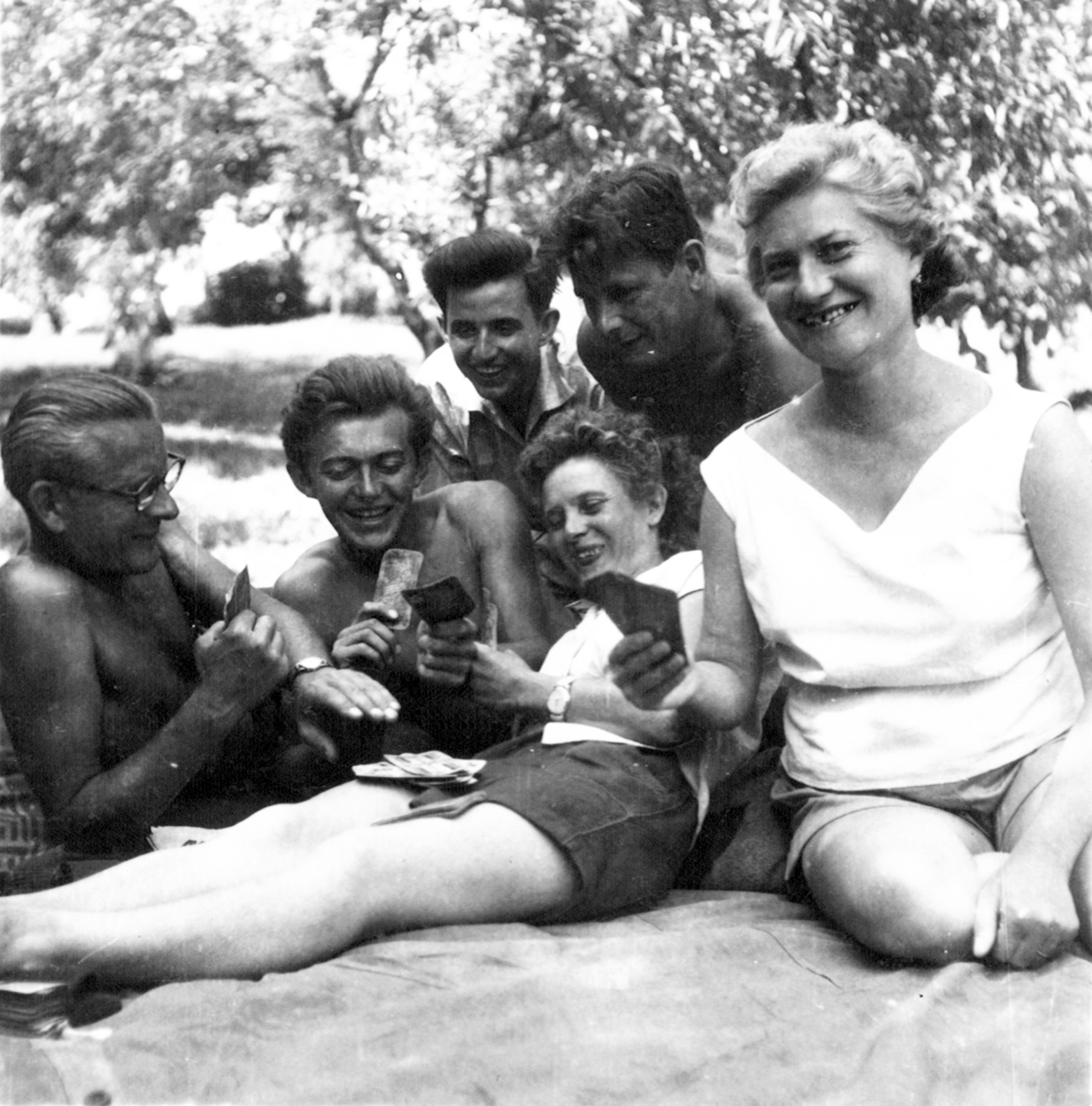 1962, Hadházi Zsófia, képarány: négyzetes, kártyajáték, Fortepan #272433