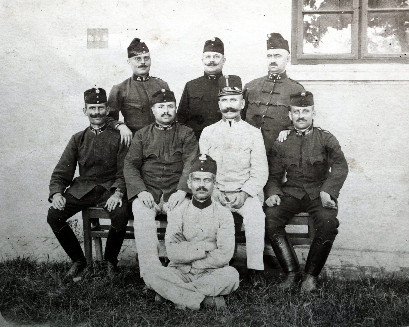 1916, Milkó, tableau, military, sitting on the ground, bench, boots, Fortepan #272657