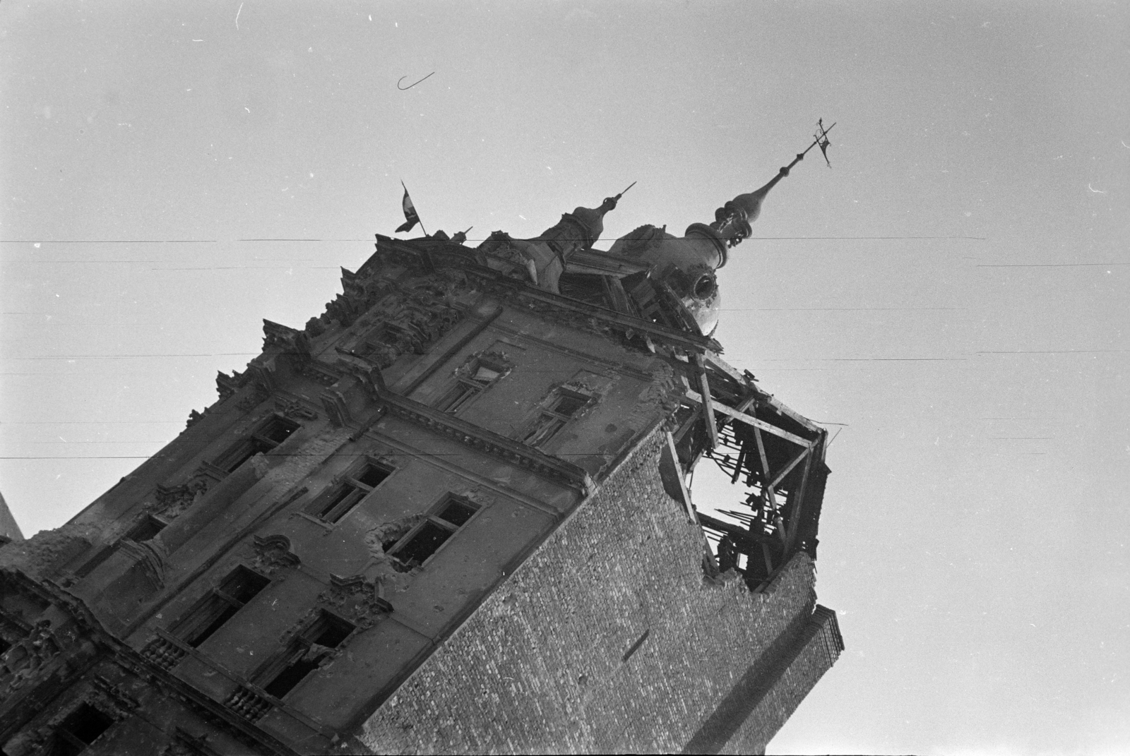 Hungary, Budapest IX., Üllői út, a romos Ferenc körút 46. számú ház., 1956, Papp Dezső, damaged building, Budapest, slanted, Fortepan #272765