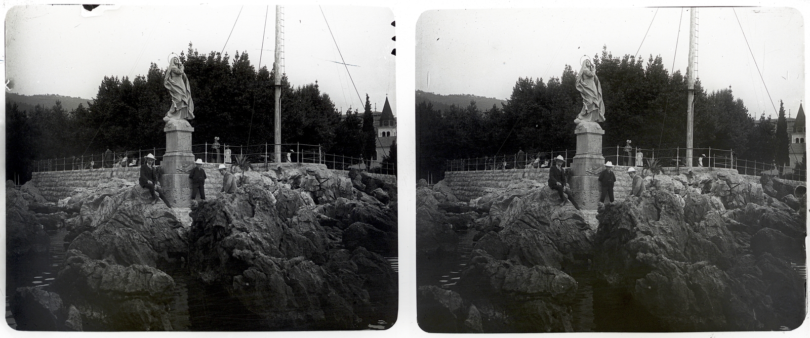 Croatia, Opatija, Madonna szobor a tengerparti sétánynál, jobbra a Szent Jakab templom., 1900, Schoch Frigyes, sculpture, stereophoto, Virgin Mary-portrayal, Fortepan #27287