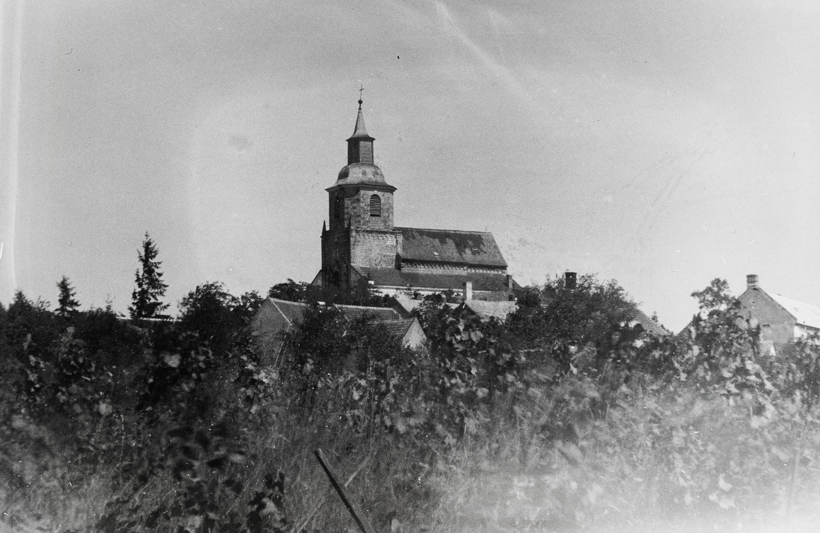 Hungary, Felsőörs, szemben a Batthyány téren álló Bűnbádó Magdolna-templom, a római katolikus volt prépostsági templom., 1917, Flanek-Falvay-Kováts, Fortepan #272968