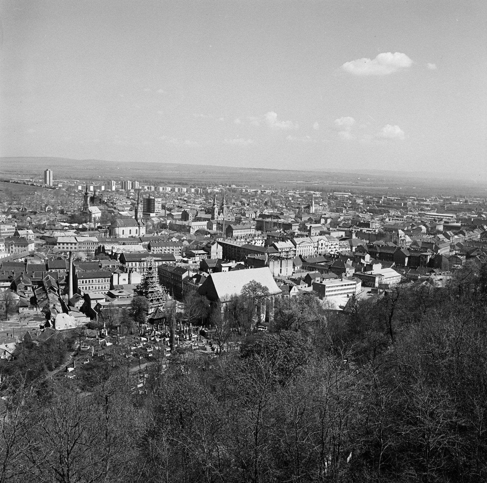 Magyarország, Miskolc, a város látképe az Avasi kilátóból északkelet felé., 1972, Schermann Ákos, Fortepan #273074