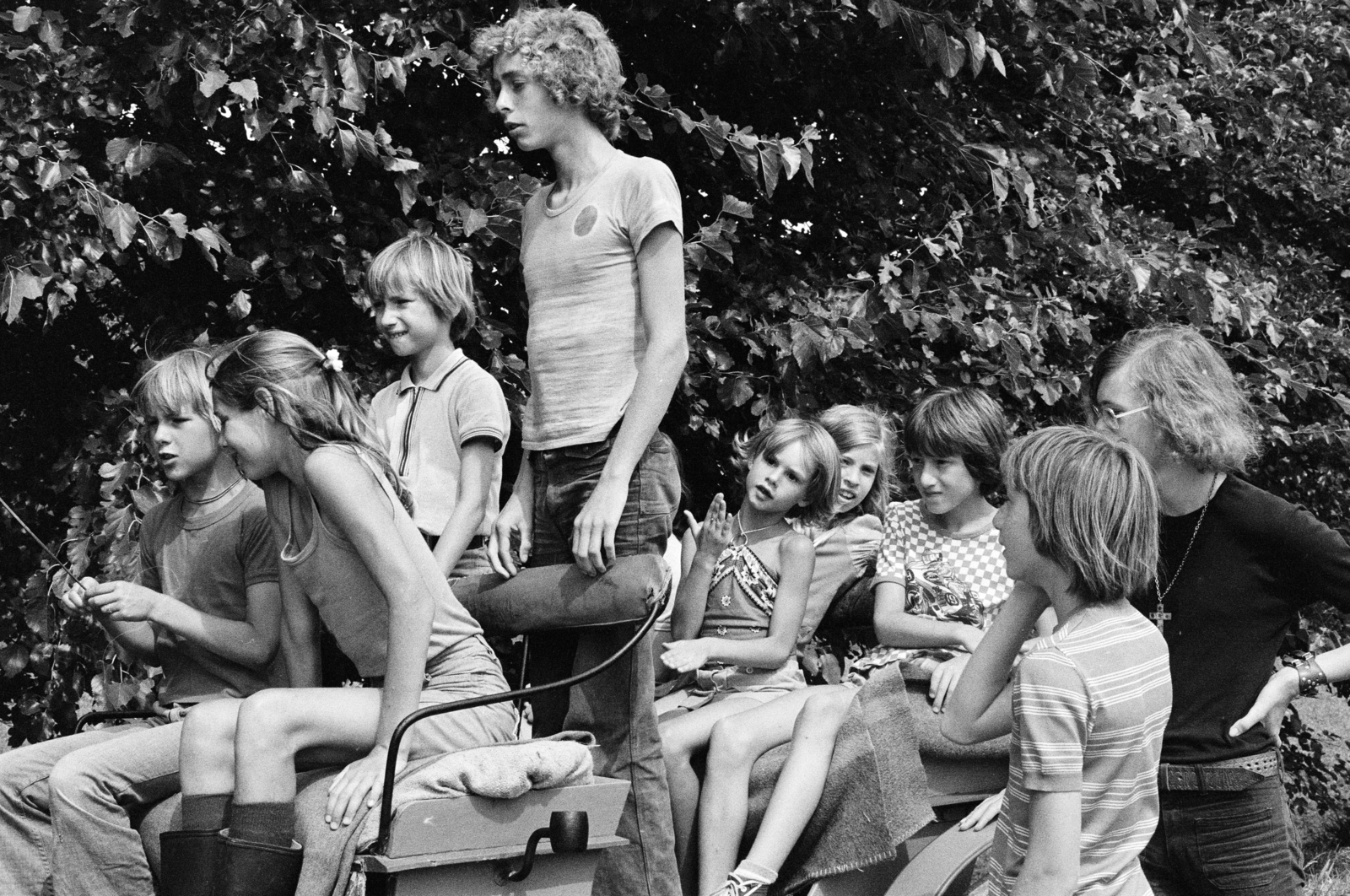 1976, Schermann Ákos, kids, Horse-drawn carriage, Fortepan #273085