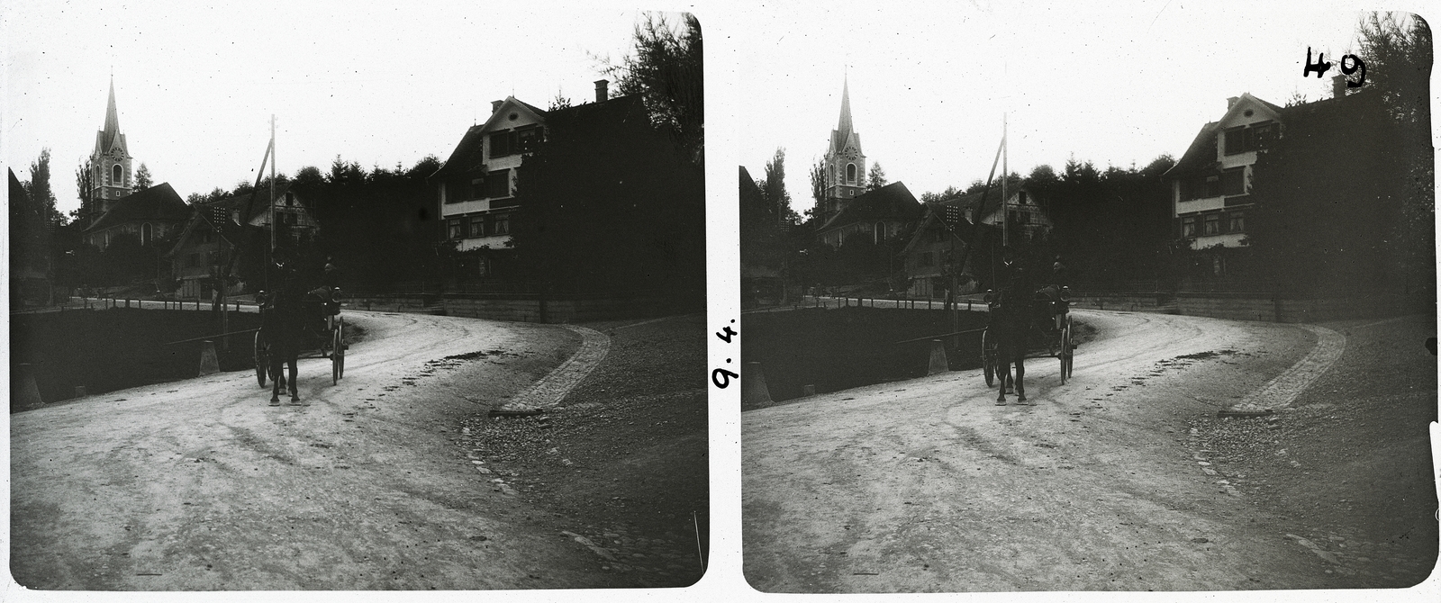 Svájc, Oberuzwil, Wilerstraße, jobbra a Freudenbergstraße torkolata, balra az evangélikus templom., 1910, Schoch Frigyes, templom, ló, hintó, fogat, látkép, kocsis, sztereófotó, Fortepan #27313