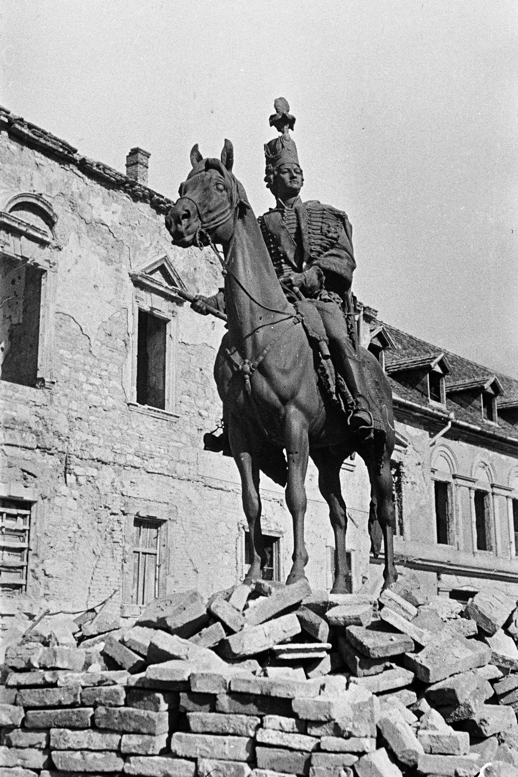 1946, Kern család, sculpture, rider, Fortepan #273358