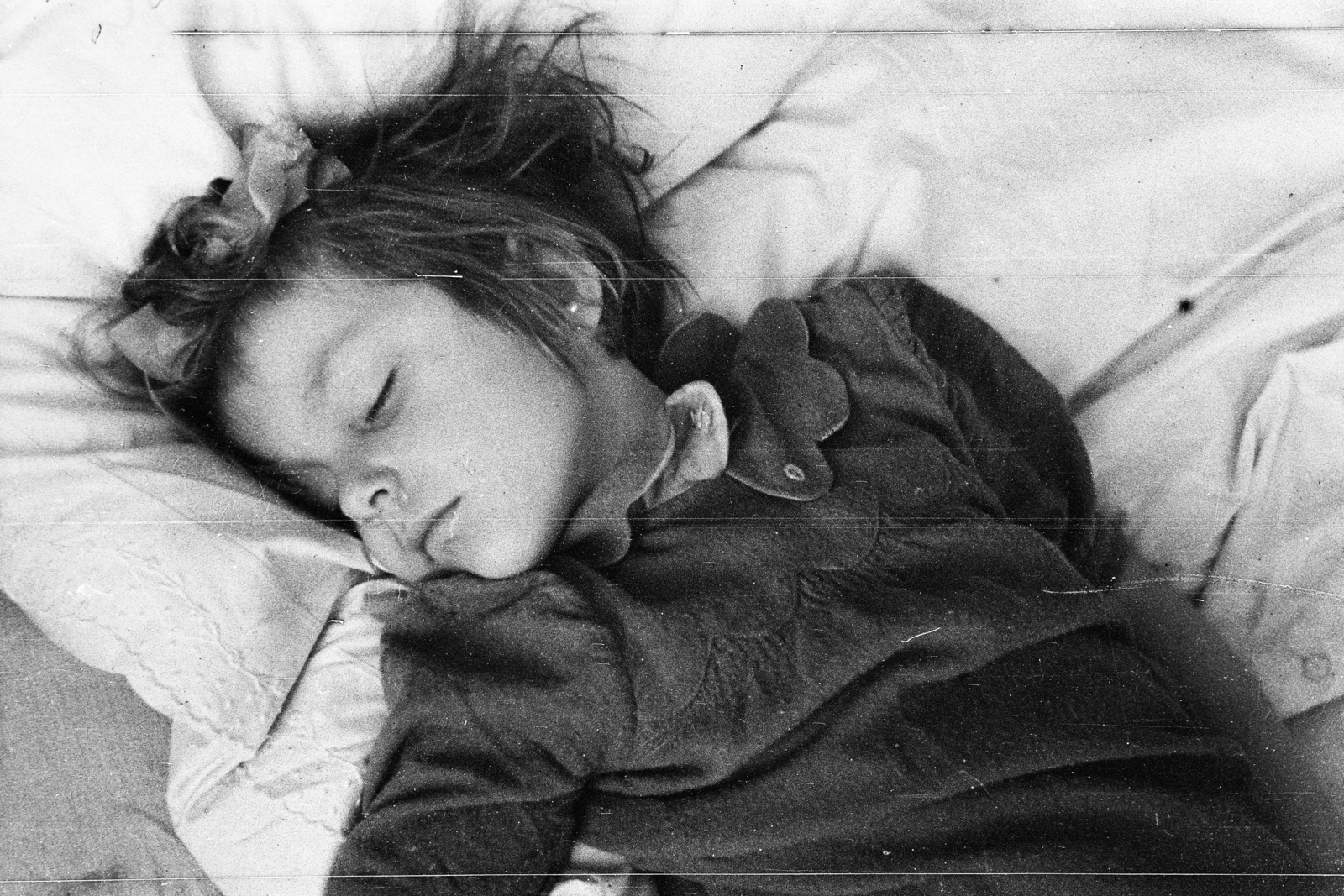 1950, Kern család, girl, ribbon, sleeping, Fortepan #273390
