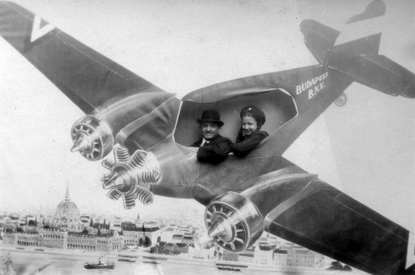 Hungary, Budapest XIV., 1938, Mészöly Leonóra, studio, model plane, Budapest, Fortepan #27352