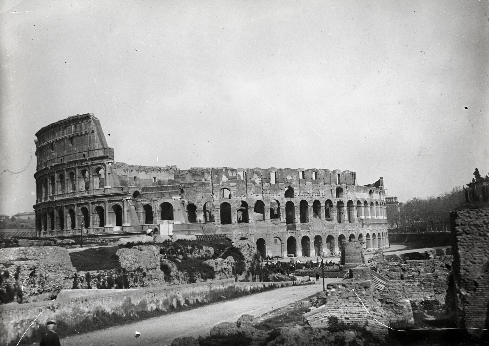 Olaszország, Róma, Colosseum., 1909, Vargha Zsuzsa, antik kultúra, római birodalom, Fortepan #273554